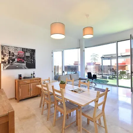 Eagle 8 By Villagrancanaria *